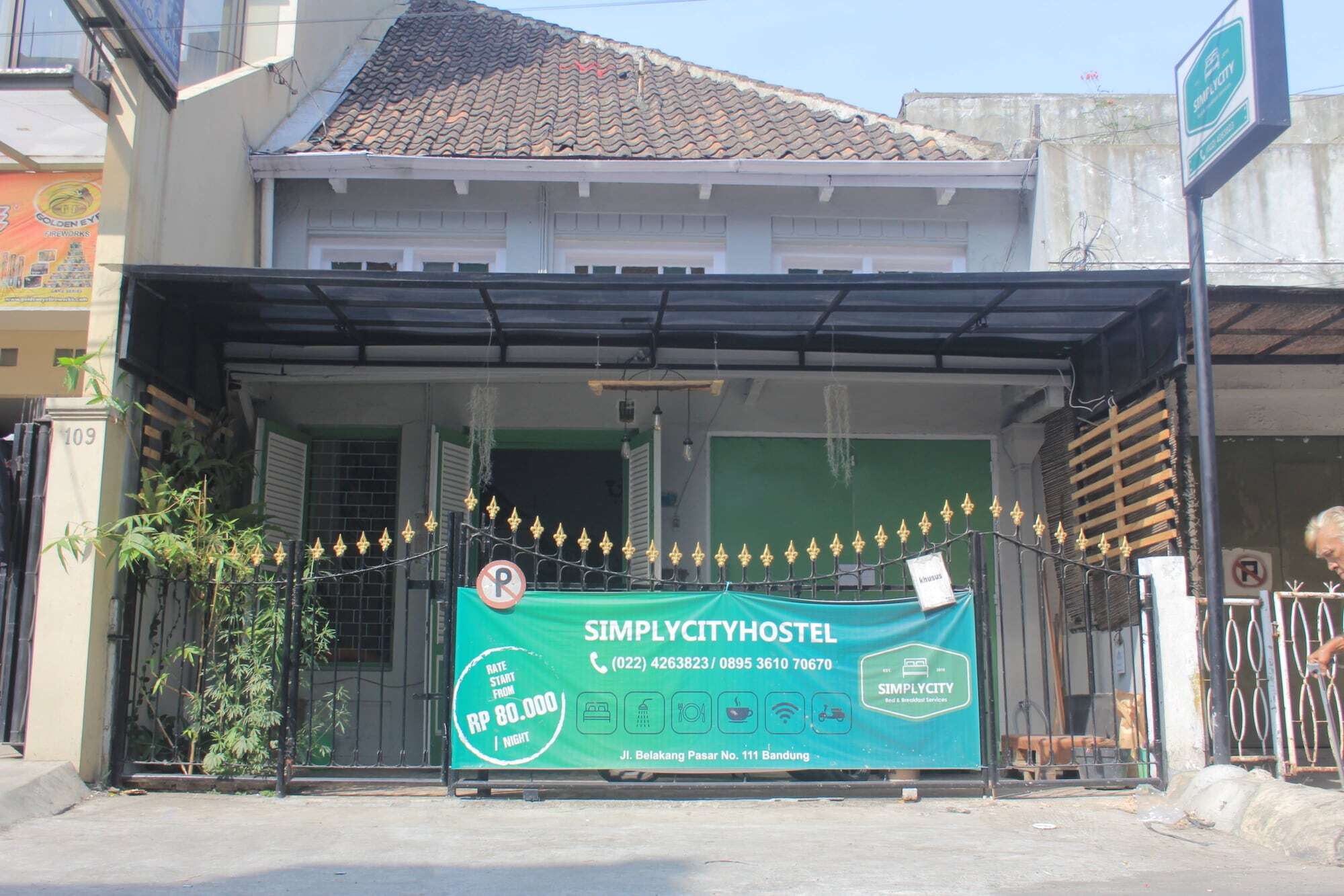 Simplycity Hostel Syariah Bandung Exterior foto